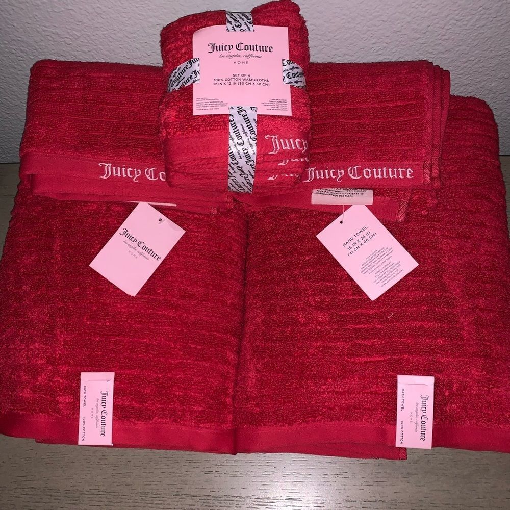 5 piece Brand New Red Embroidered Juicy Couture Towel Set